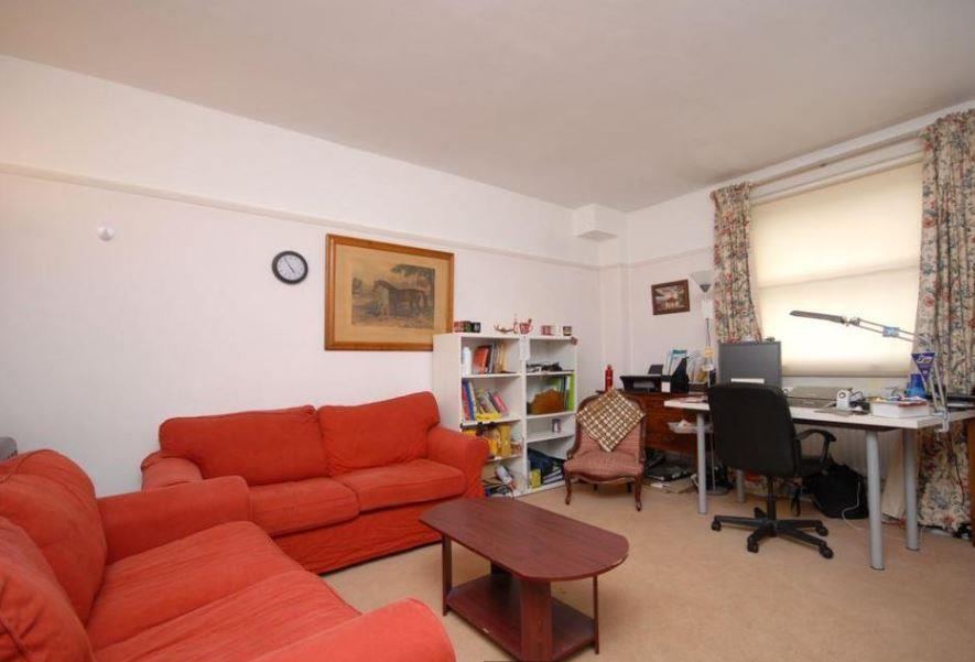 3 bed Apartment for rent in London. From Newington Estates