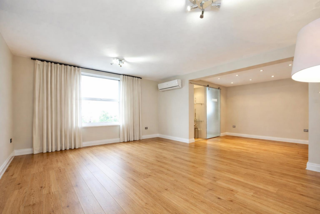 3 bed Apartment for rent in London. From Newington Estates