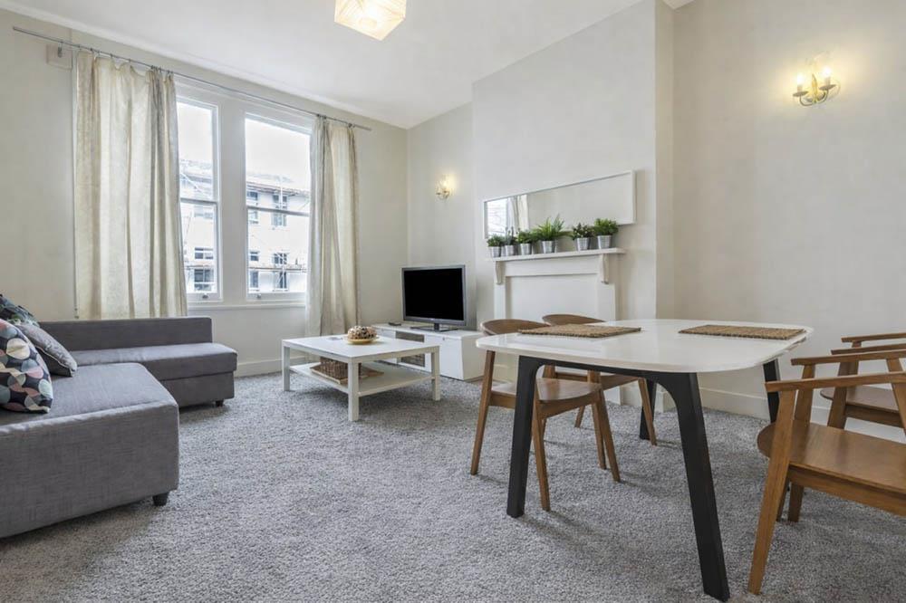 3 bed Apartment for rent in Paddington. From Newington Estates 3 bed Apartment for rent in Paddington. From Newington Estates