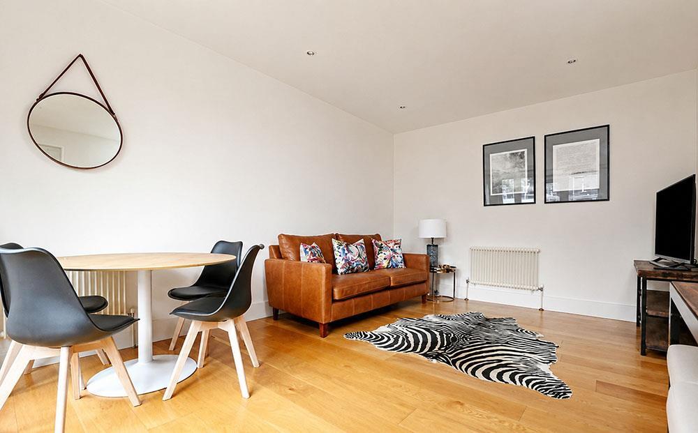 2 bed Apartment for rent in Paddington. From Newington Estates