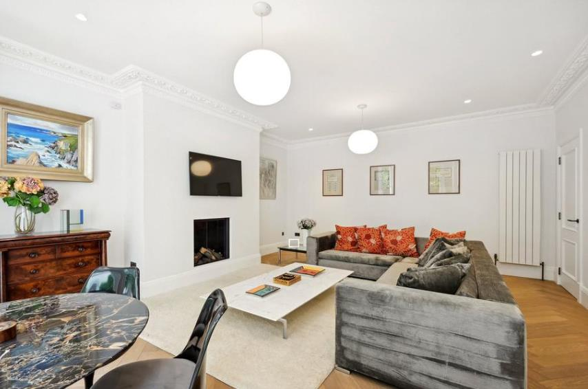 3 bed Apartment for rent in London. From Newington Estates