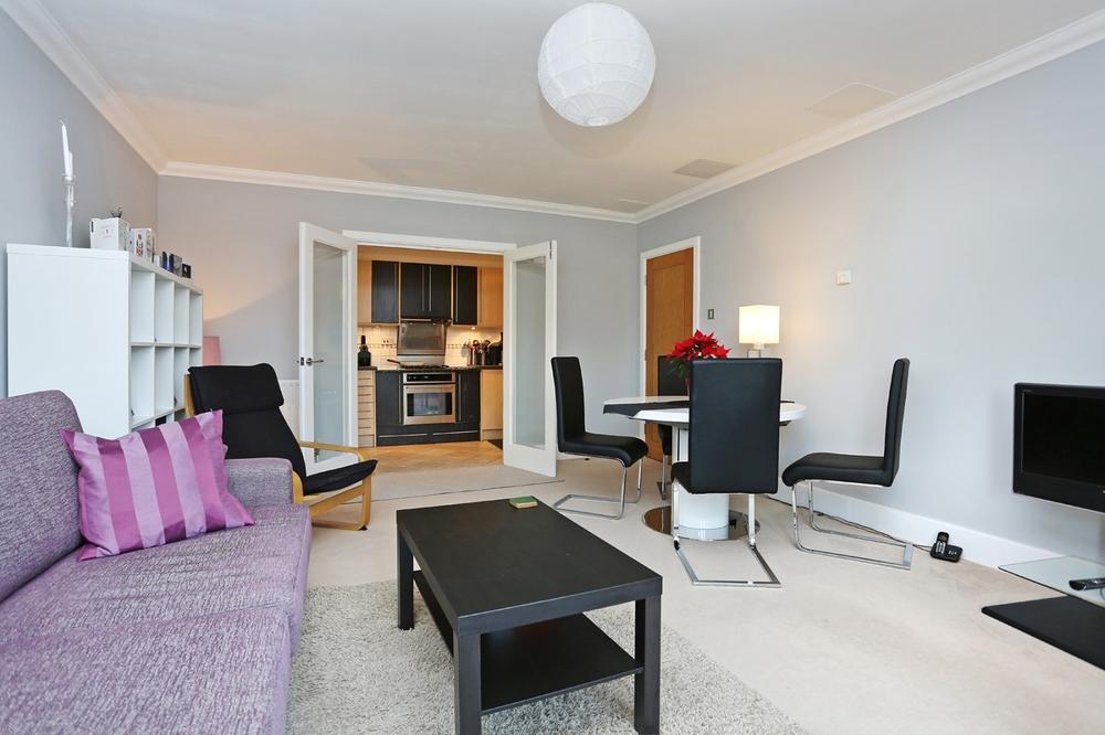 2 bed Apartment for rent in Paddington. From Newington Estates