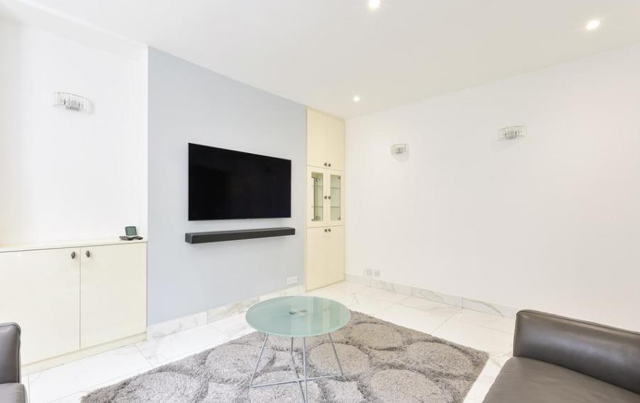 1 bed Apartment for rent in Paddington. From Newington Estates