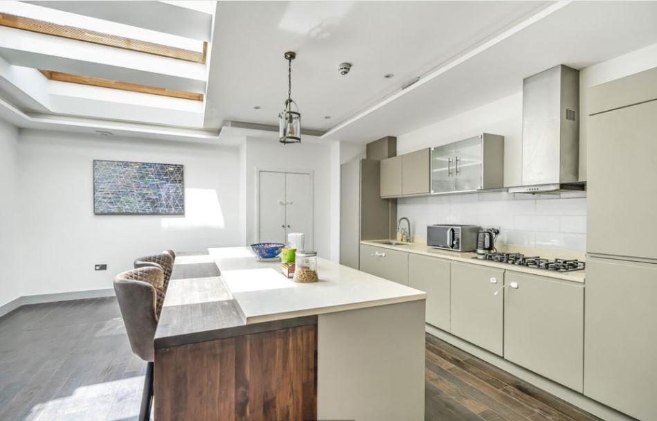 4 bed Detached for rent in Camden Town. From Newington Estates
