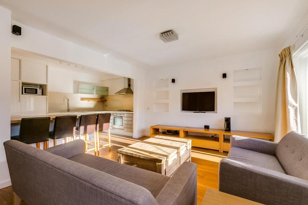 2 bed Apartment for rent in Paddington. From Newington Estates