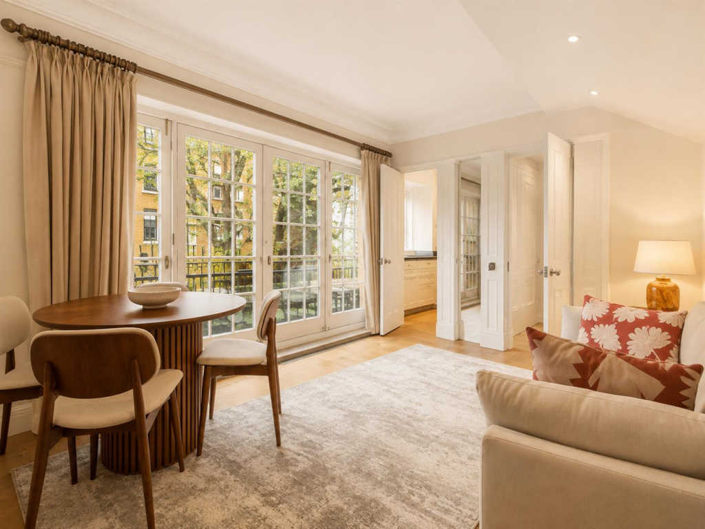 2 bed Mid Terraced House for rent in London. From Newington Estates