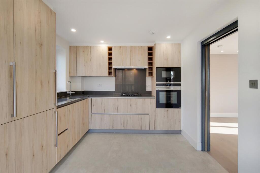 2 bed Apartment for rent in London. From Newington Estates 2 bed Apartment for rent in London. From Newington Estates