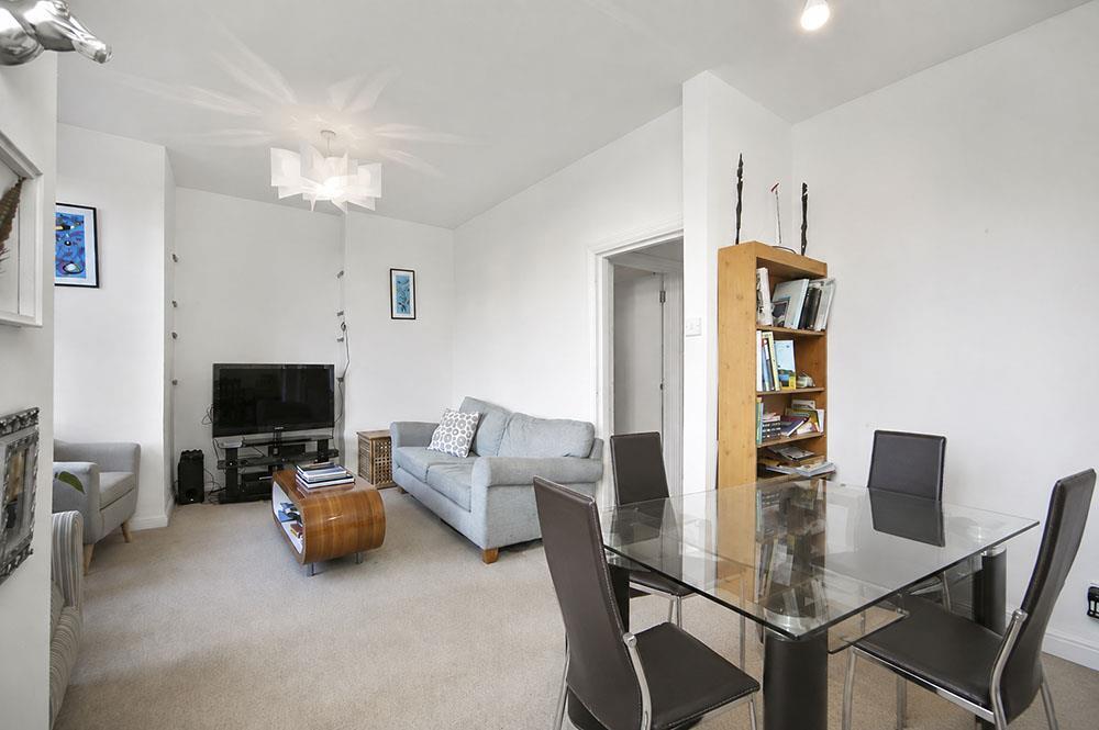 2 bed Apartment for rent in Paddington. From Newington Estates