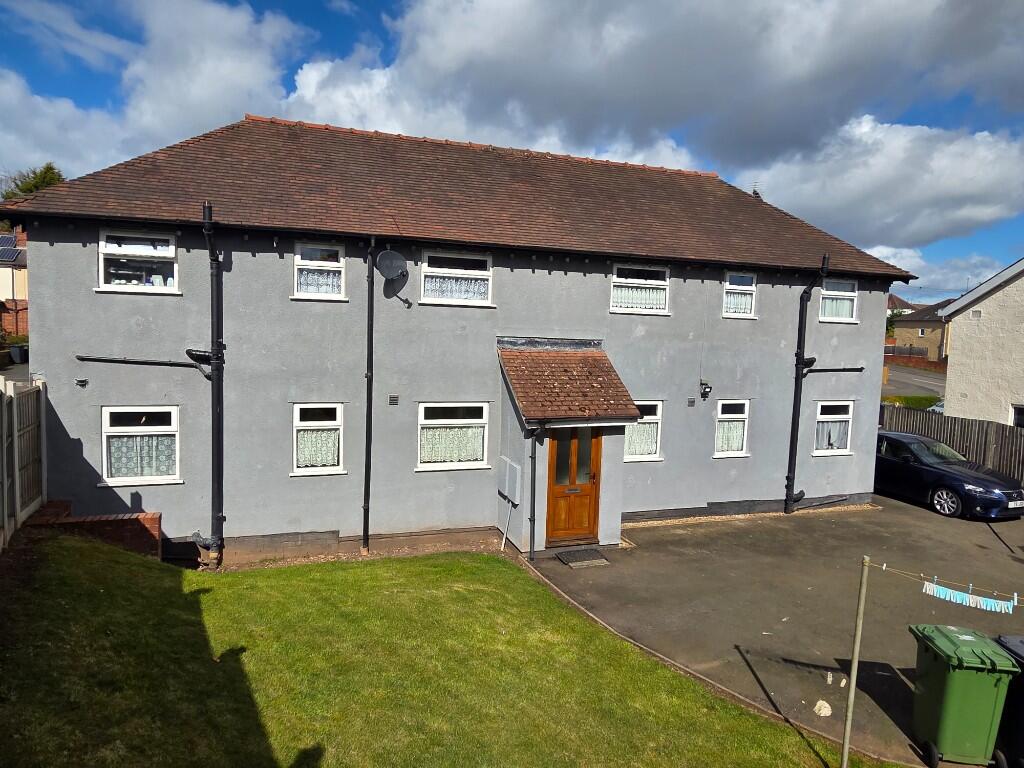 1 bed 1st Floor Flat for rent in Wolverley. From J E Property Management Ltd - Kidderminster