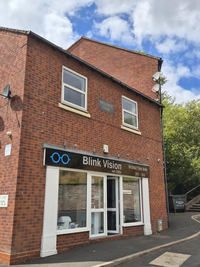 1 bed 1st Floor Flat for rent in Wolverley. From J E Property Management Ltd - Kidderminster 1 bed 1st Floor Flat for rent in Wolverley. From J E Property Management Ltd - Kidderminster