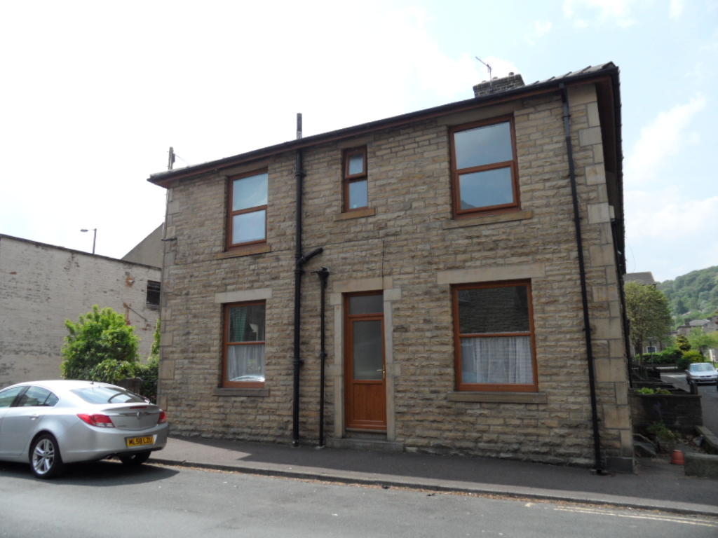 2 bed End of Terrace for rent in Todmorden. From J Greenwood Properties - Todmorden