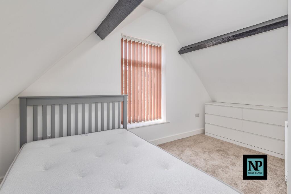 1 bed HMO for rent in Tamworth. From Next Place Property Agents Limited - Tamworth