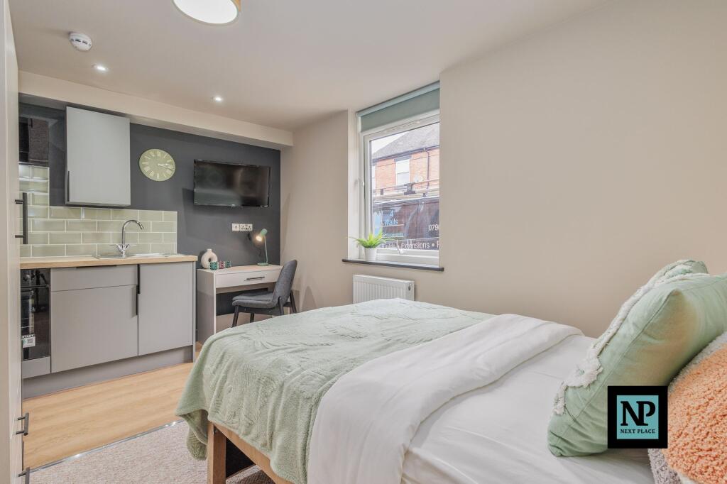 1 bed HMO for rent in Tamworth. From Next Place Property Agents Limited - Tamworth
