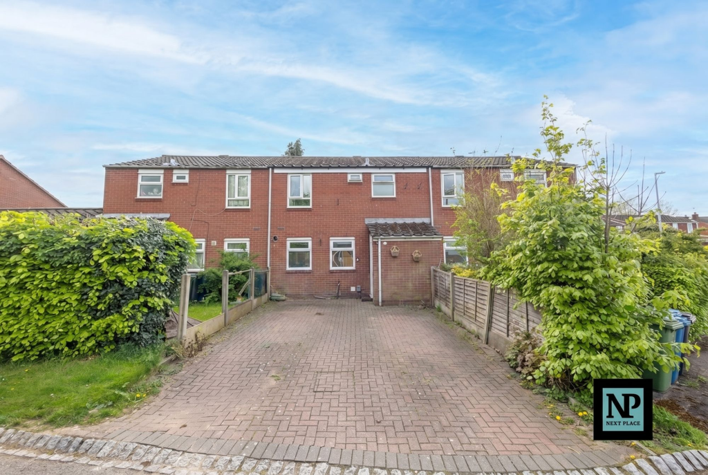 3 bed Mid Terraced House for rent in Tamworth. From Next Place Property Agents Limited - Tamworth