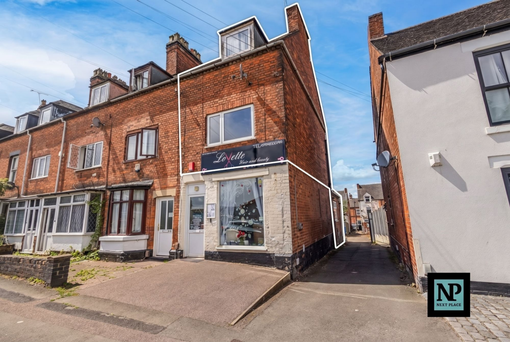 2 bed Mid Terraced House for rent in Tamworth. From Next Place Property Agents Limited - Tamworth