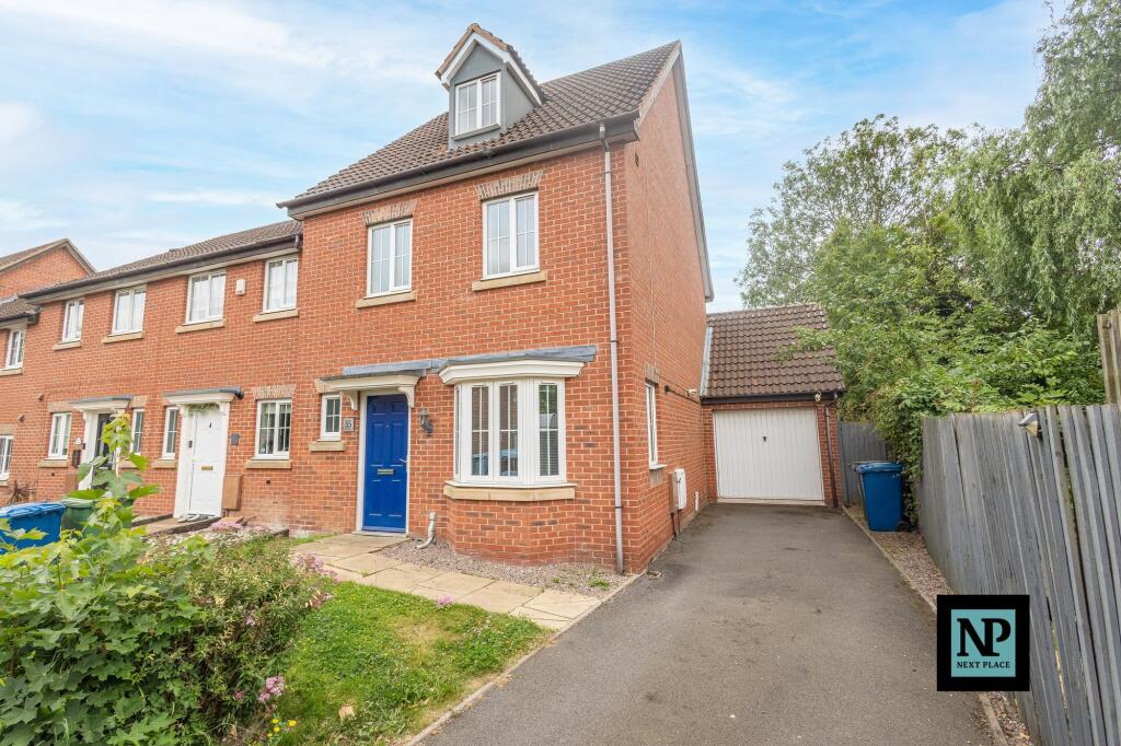 3 bed Semi Detached for rent in Fazeley. From Next Place Property Agents Limited - Tamworth