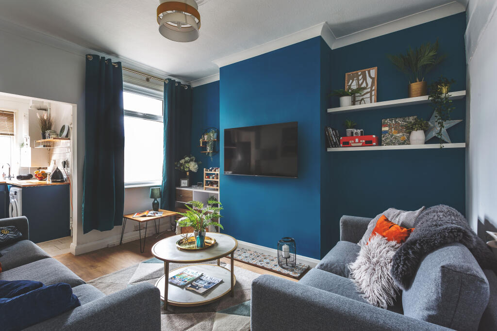 4 bed Mid Terraced House for rent in Mackworth. From Nicholas Humphreys - Derby