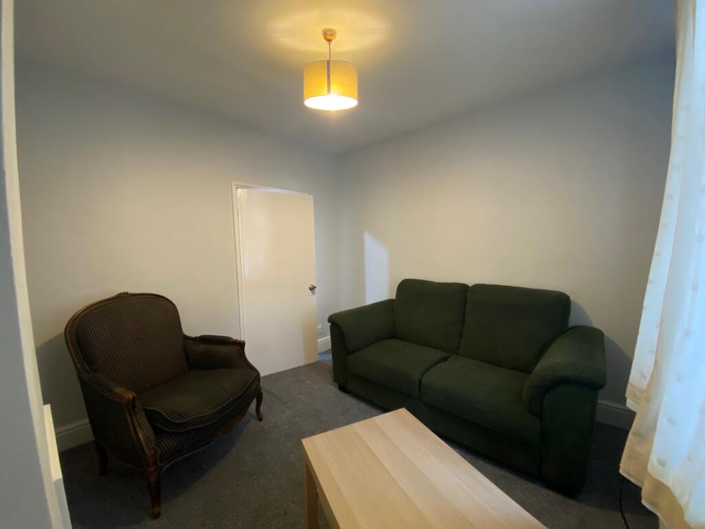 3 bed Mid Terraced House for rent in Derby. From Nicholas Humphreys - Derby