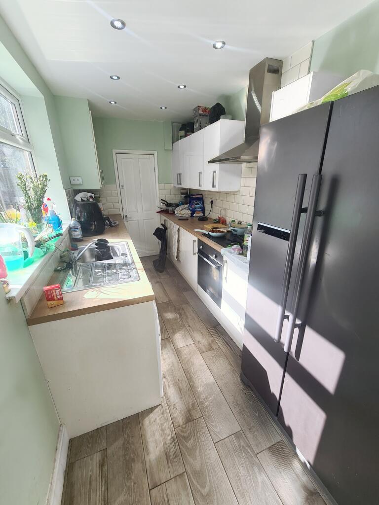 4 bed Mid Terraced House for rent in Mackworth. From Nicholas Humphreys - Derby