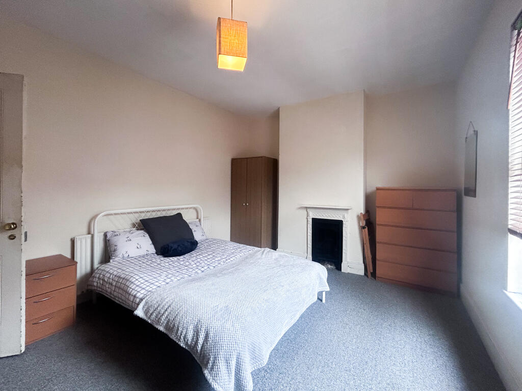 2 bed Mid Terraced House for rent in Derby. From Nicholas Humphreys - Derby