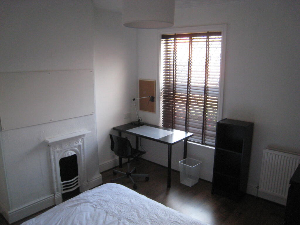 3 bed 1st Floor Flat for rent in Mackworth. From Nicholas Humphreys - Derby