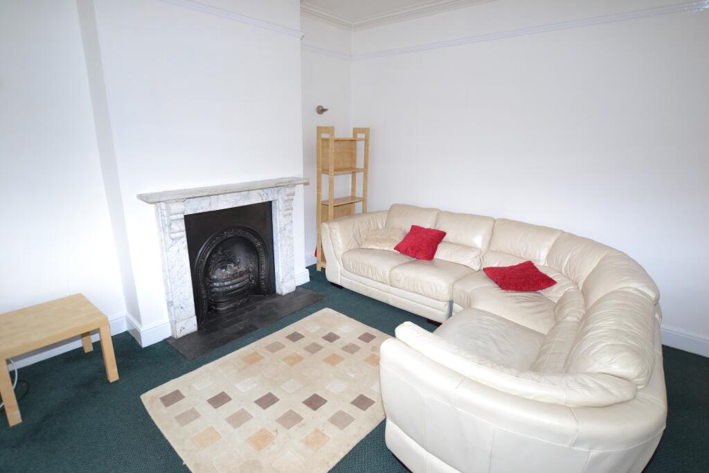 3 bed 1st Floor Flat for rent in Mackworth. From Nicholas Humphreys - Derby