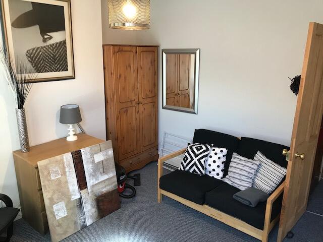 2 bed Mid Terraced House for rent in Mackworth. From Nicholas Humphreys - Derby 2 bed Mid Terraced House for rent in Mackworth. From Nicholas Humphreys - Derby