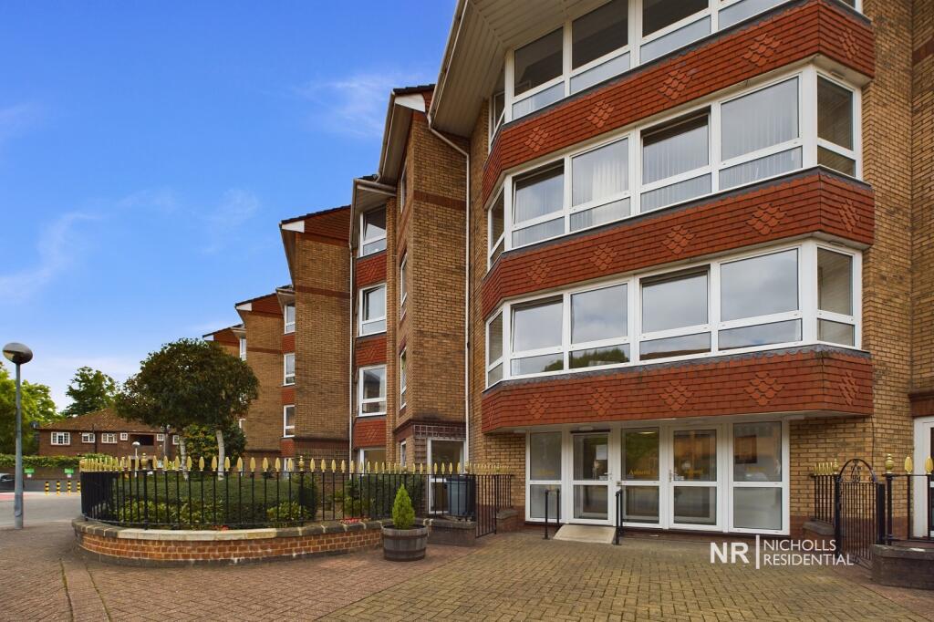 2 bed 1st Floor Flat for rent in Langley Vale. From Nicholls Residential