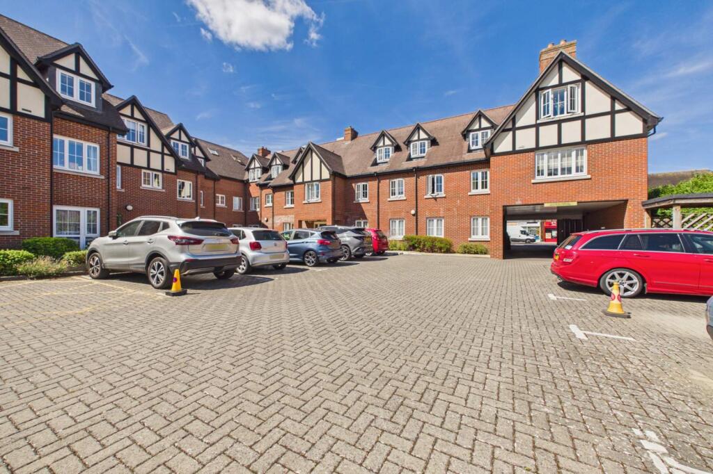 1 bed House (unspecified) for rent in Epsom. From Nicholls Residential 1 bed House (unspecified) for rent in Epsom. From Nicholls Residential
