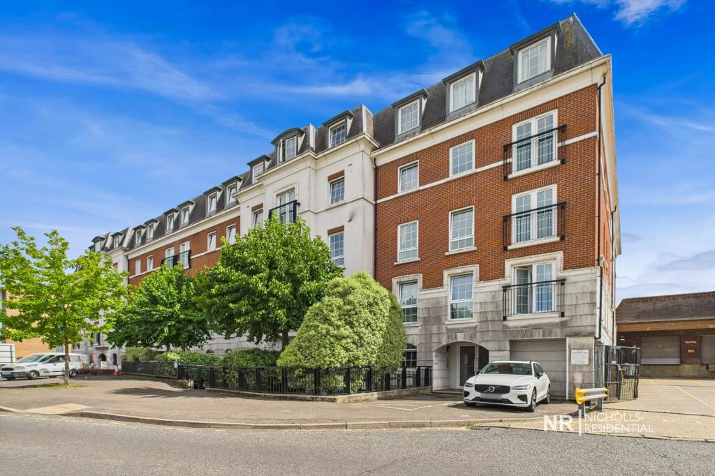 1 bed 1st Floor Flat for rent in Epsom. From Nicholls Residential