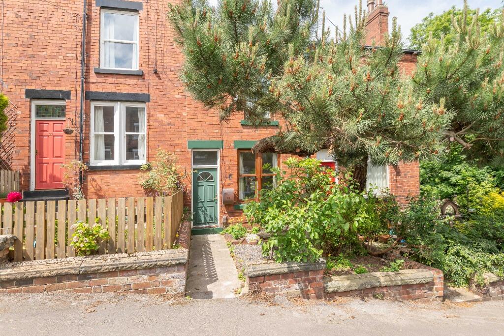 4 bed Mid Terraced House for rent in Leeds. From Northwood - Chapel Allerton 4 bed Mid Terraced House for rent in Leeds. From Northwood - Chapel Allerton