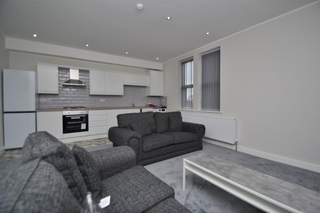 2 bed 1st Floor Flat for rent in Leeds. From Northwood - Chapel Allerton
