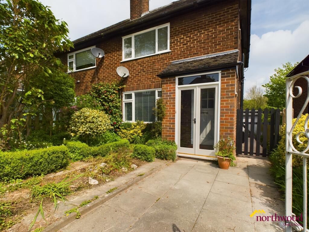 3 bed Semi-Detached House for rent in Newcastle-under-Lyme. From Northwood - Stoke-on-Trent