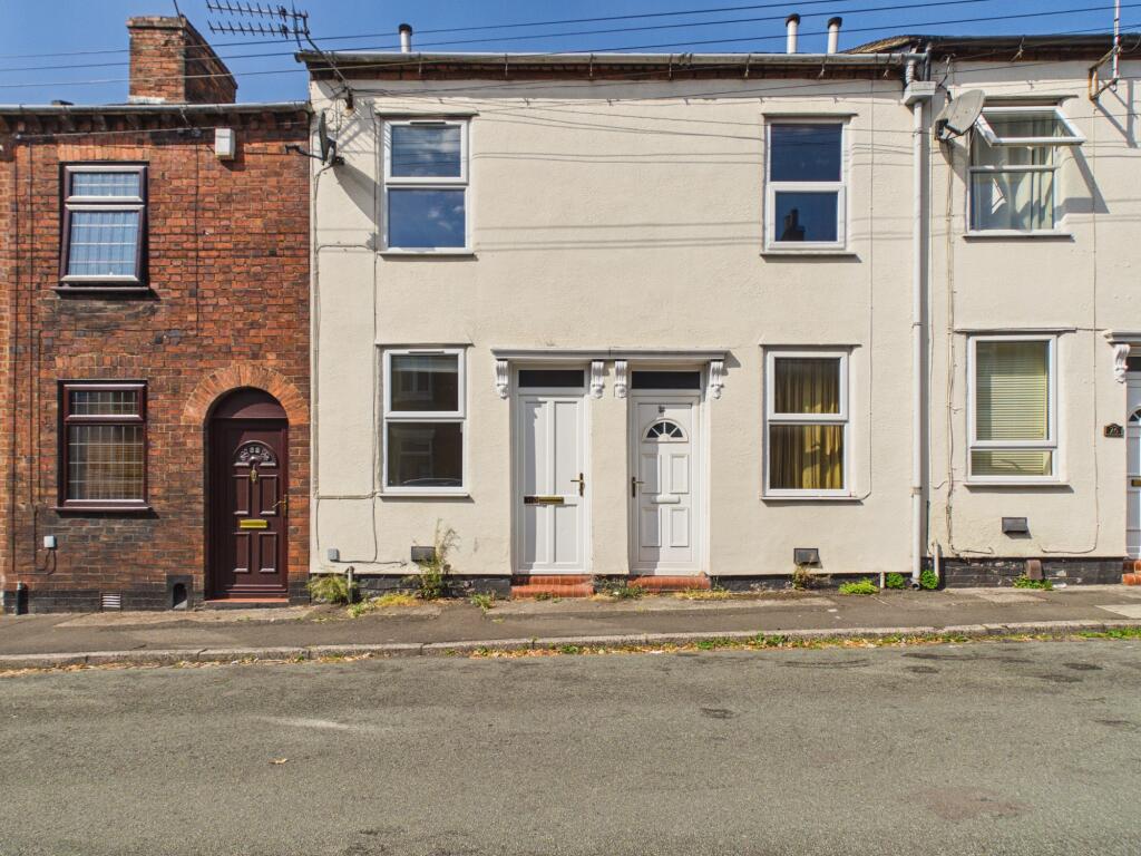 2 bed Mid Terraced House for rent in Newcastle-under-Lyme. From Northwood - Stoke-on-Trent