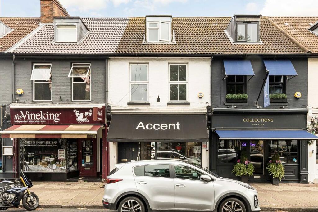 2 bed 1st Floor Flat for rent in Weybridge. From Jackson-Stops - Weybridge