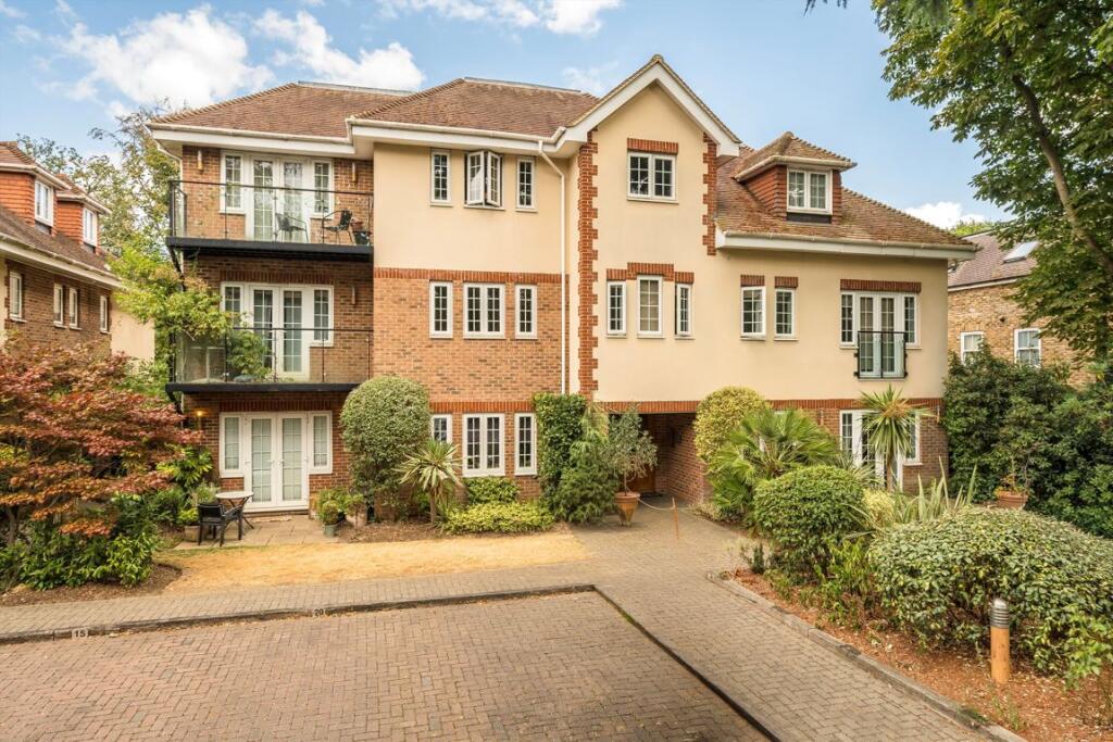 2 bed 1st Floor Flat for rent in Addlestone. From Jackson-Stops - Weybridge 2 bed 1st Floor Flat for rent in Addlestone. From Jackson-Stops - Weybridge