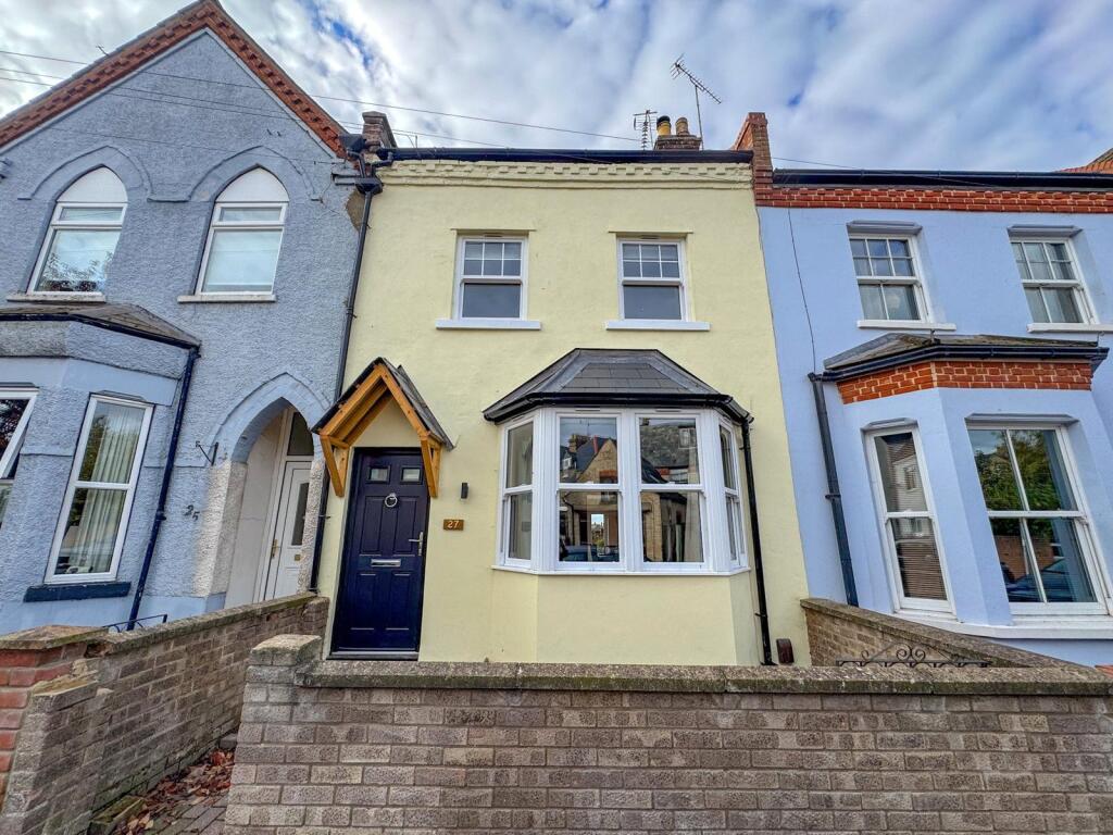 3 bed Mid Terraced House for rent in Newmarket. From Jackson-Stops - Newmarket 3 bed Mid Terraced House for rent in Newmarket. From Jackson-Stops - Newmarket