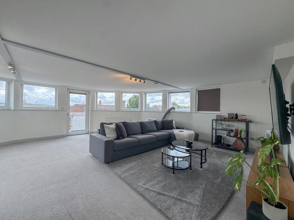 1 bed Apartment for rent in Newmarket. From Jackson-Stops - Newmarket