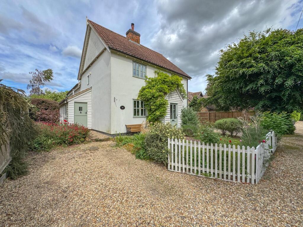 4 bed Detached for rent in Lidgate. From Jackson-Stops - Newmarket 4 bed Detached for rent in Lidgate. From Jackson-Stops - Newmarket
