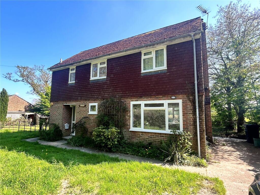 3 bed Detached for rent in Strood Green. From Jackson-Stops - Oxted 3 bed Detached for rent in Strood Green. From Jackson-Stops - Oxted