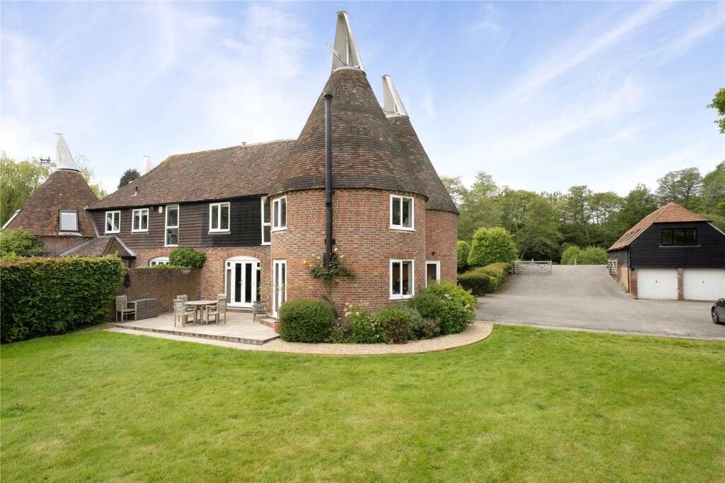 4 bed Barn Conversion for rent in Penshurst. From Jackson-Stops - Kent And East Sussex 4 bed Barn Conversion for rent in Penshurst. From Jackson-Stops - Kent And East Sussex