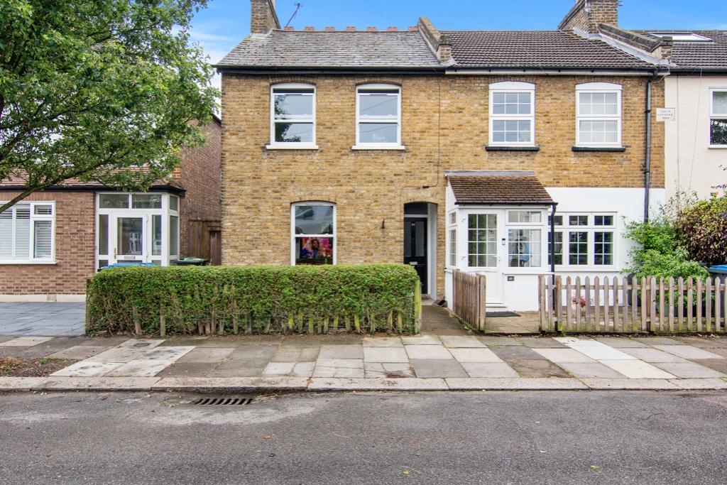 3 bed End Terraced House for rent in London. From Novus Residential