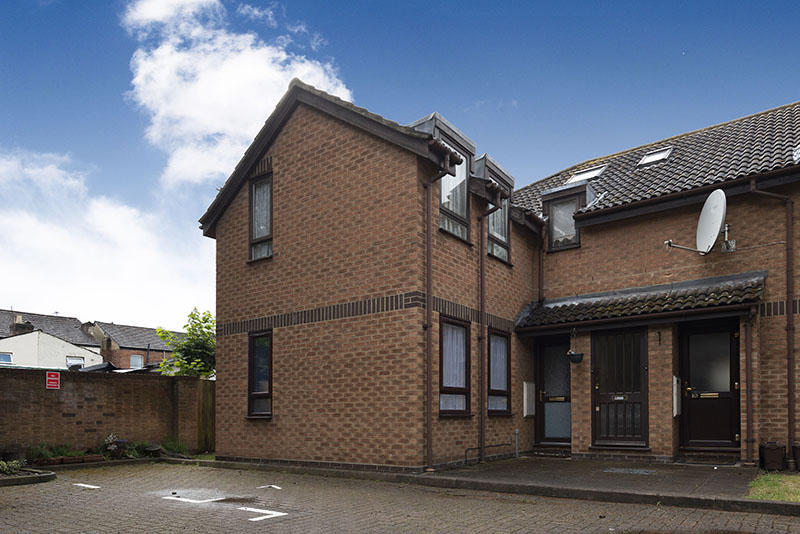 2 bed House (unspecified) for rent in Edmonton. From Novus Residential Ltd - London