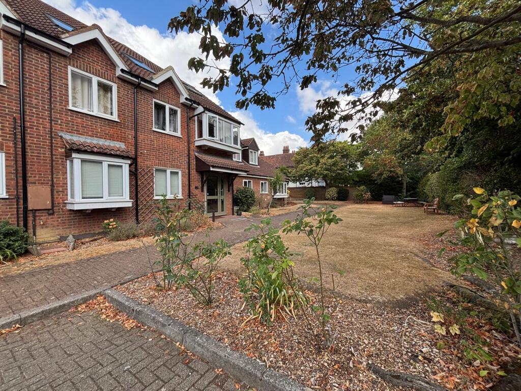 2 bed 1st Floor Flat for rent in Hoddesdon. From Novus Residential Ltd - London 2 bed 1st Floor Flat for rent in Hoddesdon. From Novus Residential Ltd - London