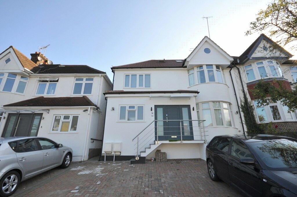 5 bed Duplex for rent in London. From Oakhill Residential