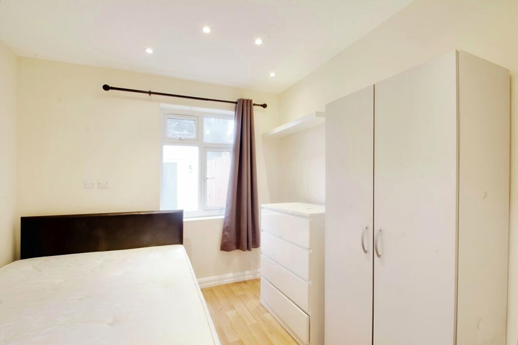 0 bed HMO for rent in Hayes. From Oakwood Estates