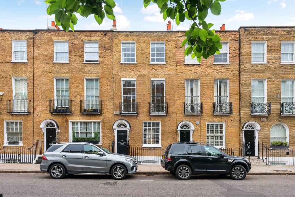4 bed Terraced House for rent in London. From Obbard Ltd