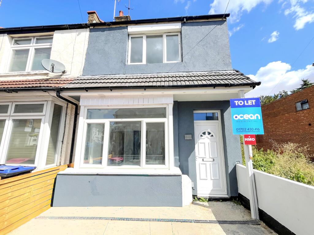 1 bed Semi Detached for rent in Southend-on-Sea. From Ocean Residential - Westcliff-on-Sea 1 bed Semi Detached for rent in Southend-on-Sea. From Ocean Residential - Westcliff-on-Sea