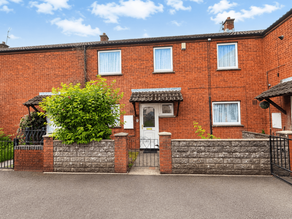3 bed Mid Terraced House for rent in Castleton. From Olivia Louise Estate Agents - Cardiff