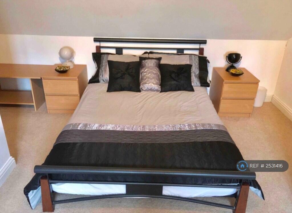 1 bed House Share for rent in Peterborough. From OpenRent